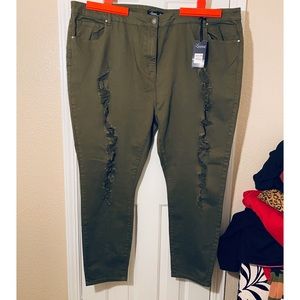 Olive Green Distressed Plus Size Jeans size 28R